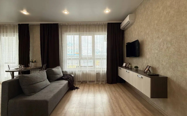 Novaya Studiya Ryadom S Akvaparkom Flat