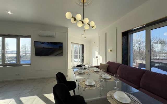 Частный дом Лев RentPlaza