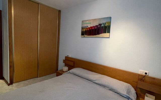 Апартаменты Mont-Roig Del Camp