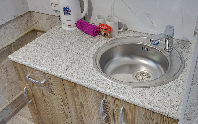 Udobnaya Studiya na Rozybakieva-Utepova Flat