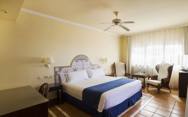 Ibersol Almuñecar Beach & Spa Hotel