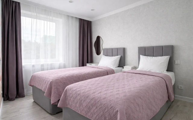 Апартаменты  ApartMari Шикарные 3-комнатные апартаменты на набережной реки в центре Калининграда