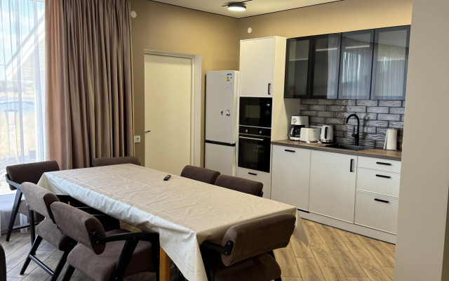 Kottedzh S Vidom Na Ozero  Private house