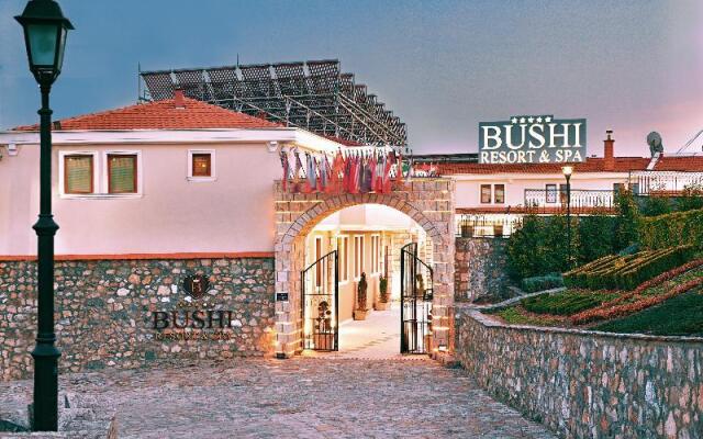 Курортный отель Bushi Resort & Spa