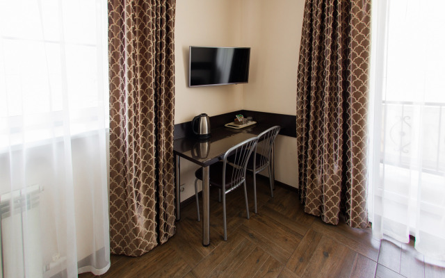 Milana Guest House