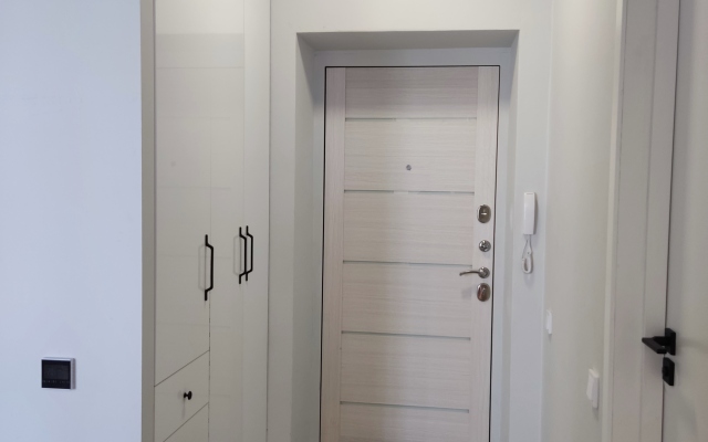 Sovremennaya U Zapadnogo Plyazha Flat