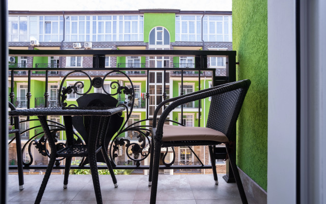 Red Apartments Art Layt Siti Apartament Pikasso Apartments