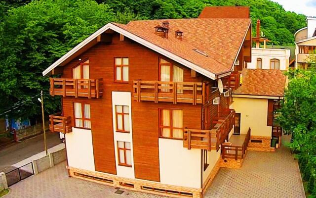Dacha Na Berezovoi Apartments