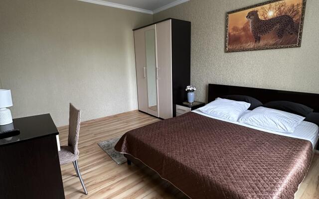Na Lenina 10 Flat