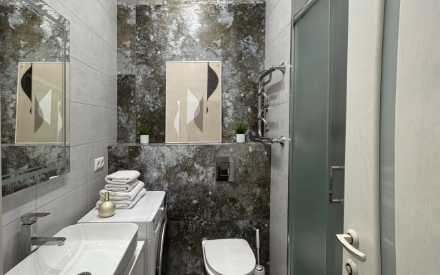 1-k, m. Belomorskaya Flat