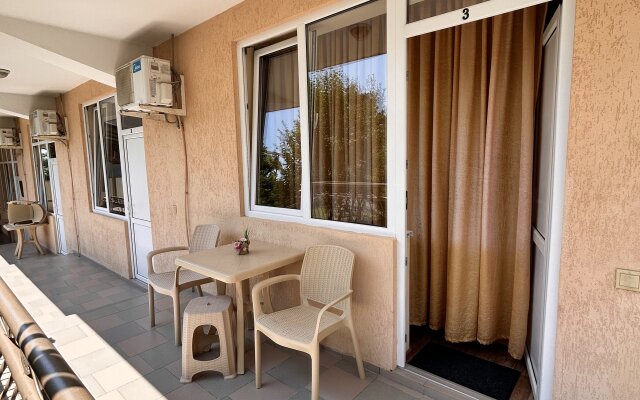 Otdyih V Loo Guest House