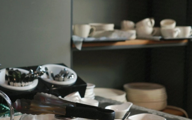 Отель Cartez by Horizon Hotels Yerevan