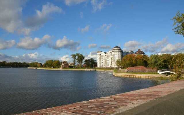 S Panoramnym Vidom Vozle Verkhnego Ozera Flat