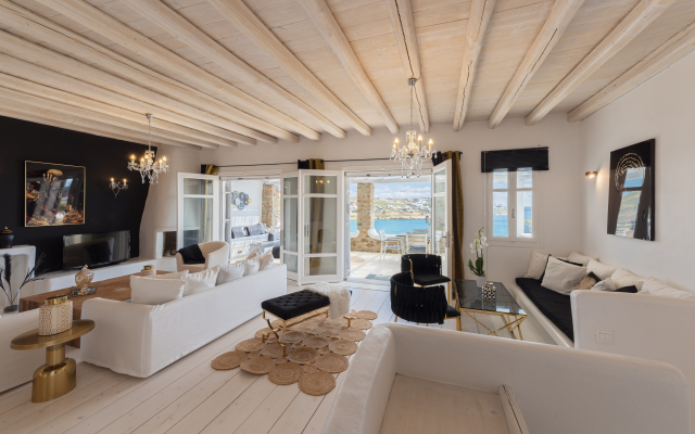 The Golden Beach Villa