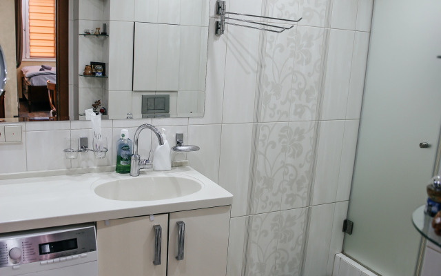 Yevrodvushka Na Ul. Baramzinoy 3k1 Flat