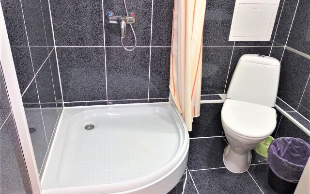 Апартаменты возле площади 1905 года