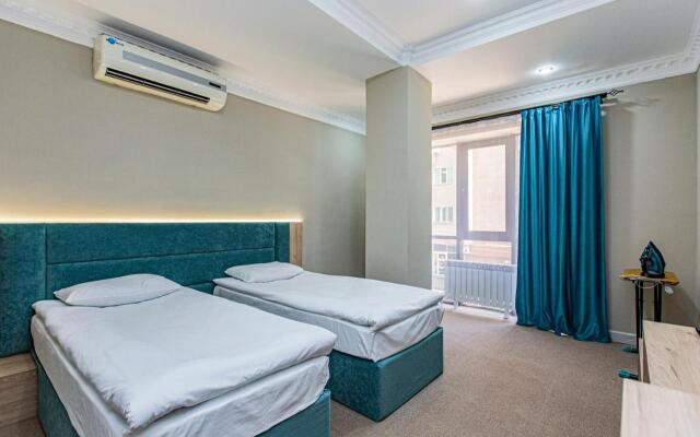 Kaier Hotel