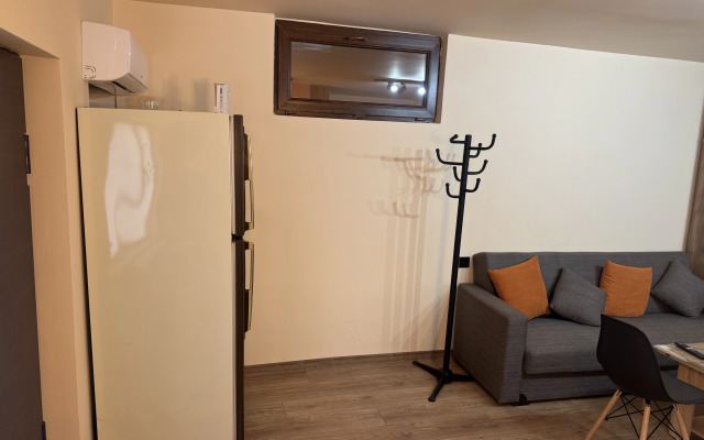 Apart Arm Apartments