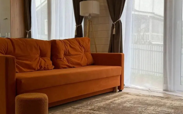 Частный дом Домик в Икше с сауной и банным чаном (Lato-76 Plus)