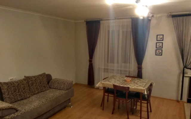 6 otdelnykh spalnykh mest Flat
