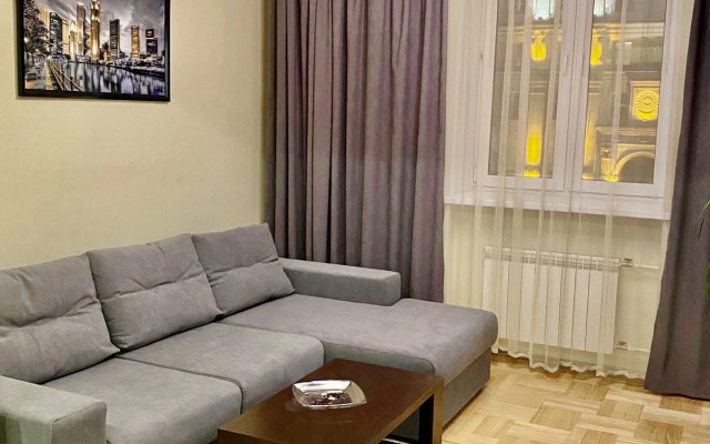 Na Nezavisimosti Flat