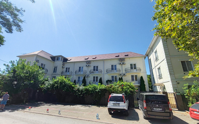 Zolotoj Kashtan Guest house