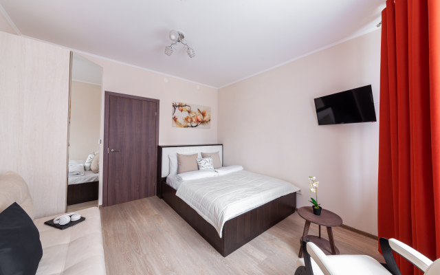 V ZHK Akadem park Flat