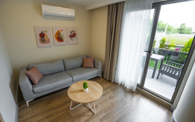 Lara Mari̇ne Homes Apart-Hotel