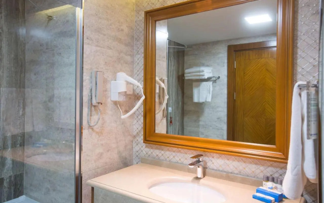 Wyndham Batumi Hotel