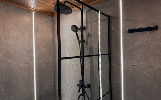 Шале Варилка 3