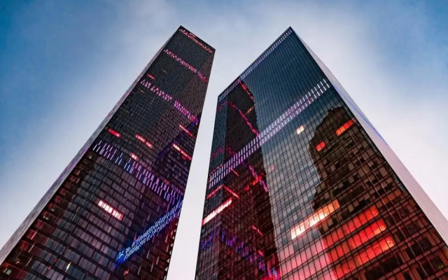 Апартаменты Двухкомнатные МФК ОКО