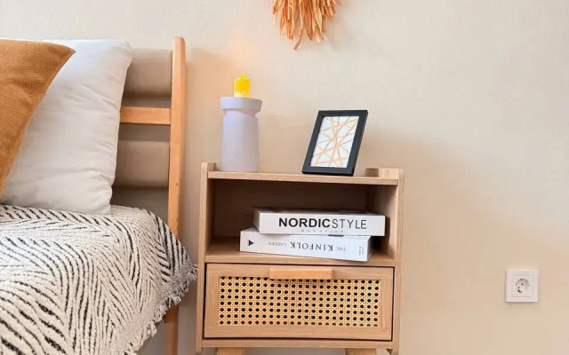 Uyutnaya Studiya S Vidom Na Gory Apartments