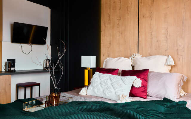 Maksimus na Lesnoj Apart-Hotel