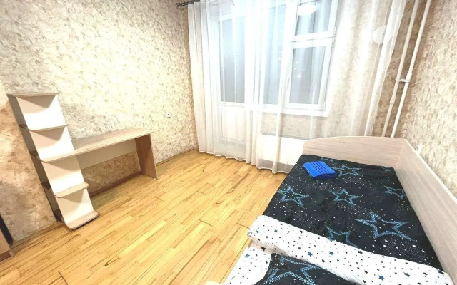 Квартира на Проспекте Защитников Москвы 11