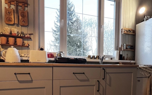 Chetyrekhkomnatnaya Dacha 120 M² Private House