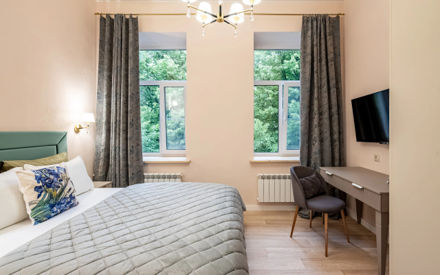 Stilnaya Yevroodnushka Ryadom S Nevskim Prospektom Flat
