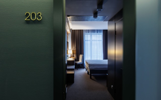 115 Hotel
