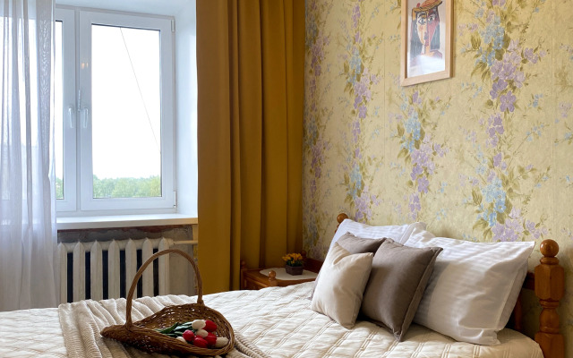 Апартаменты BestHome Большая 2-комнатная квартира рядом с парком