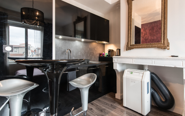Coxy Saxe Gambetta Apartments