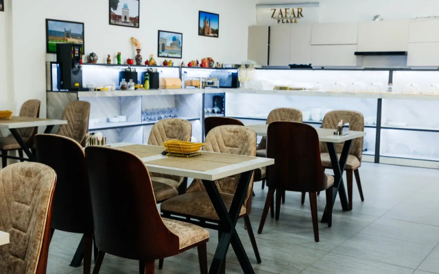 Отель Zafar Plaza