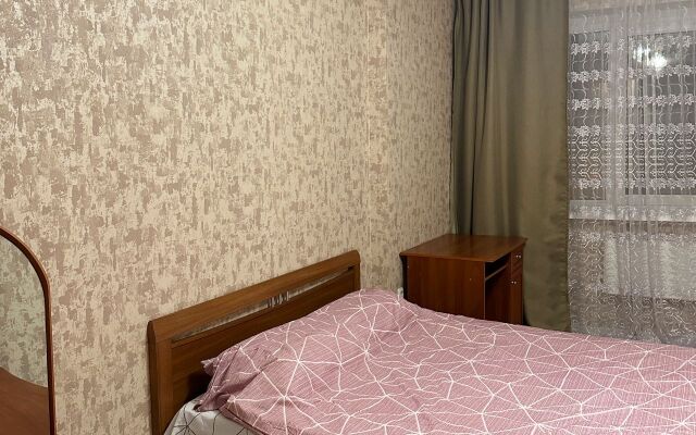 Apartamenty Uyutnaya 2-Kh Komn. Kvartira Nedaleko Ot Tsentra I Metro