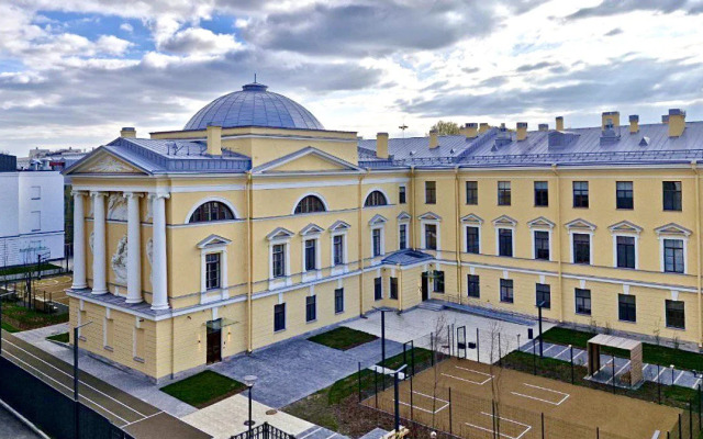 Na 12Oy Krasnoarmeyskoy Flat