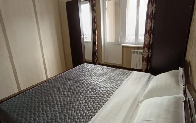 Квартира Уютная Трешка Шогенцукова 33