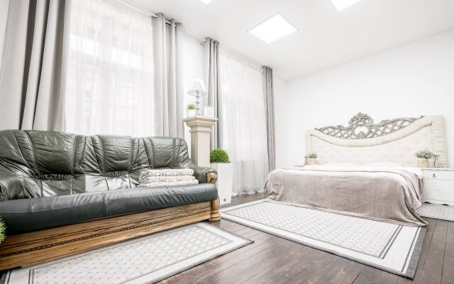 Lenina 15 Apartments