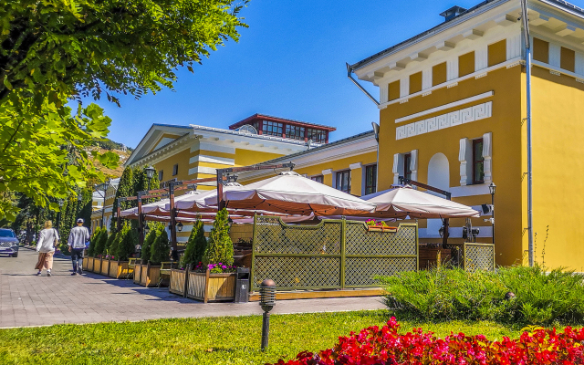 Butik-Otel Lermontovskie Vanny Boutique-hotel