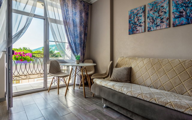 Izumrud 12 Apartments