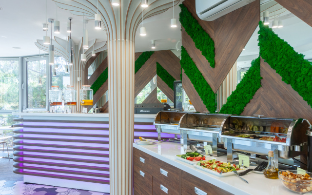 Discovery Eco-Hotel