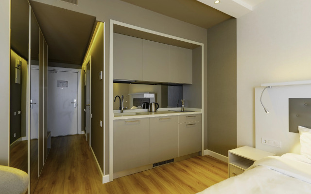 Alliance Palace by Grand City Apartment Hotel