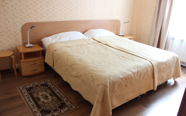 Vyirubovo Hotel