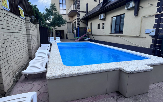 Mona Lisa Guest House